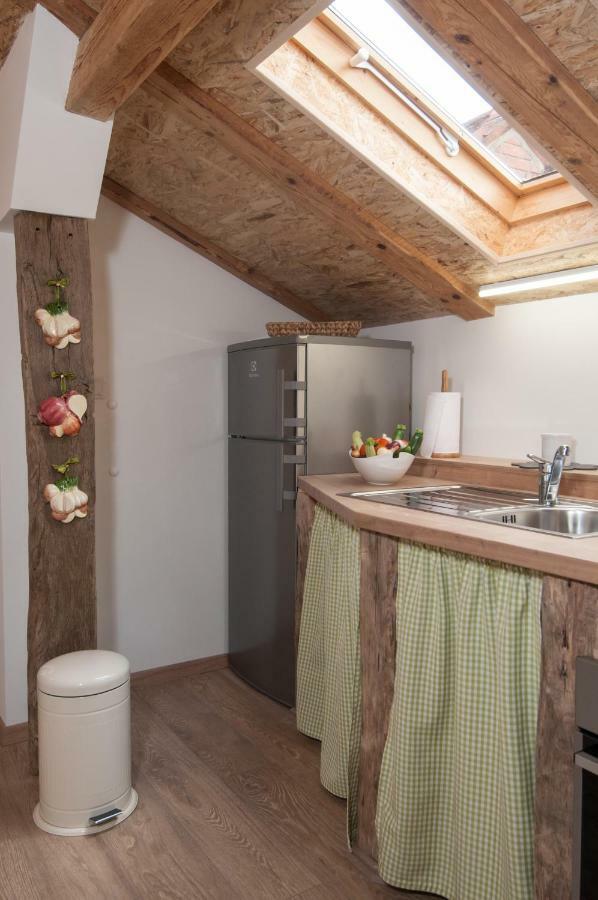Apartment Tre Rose Zvoneca ภายนอก รูปภาพ