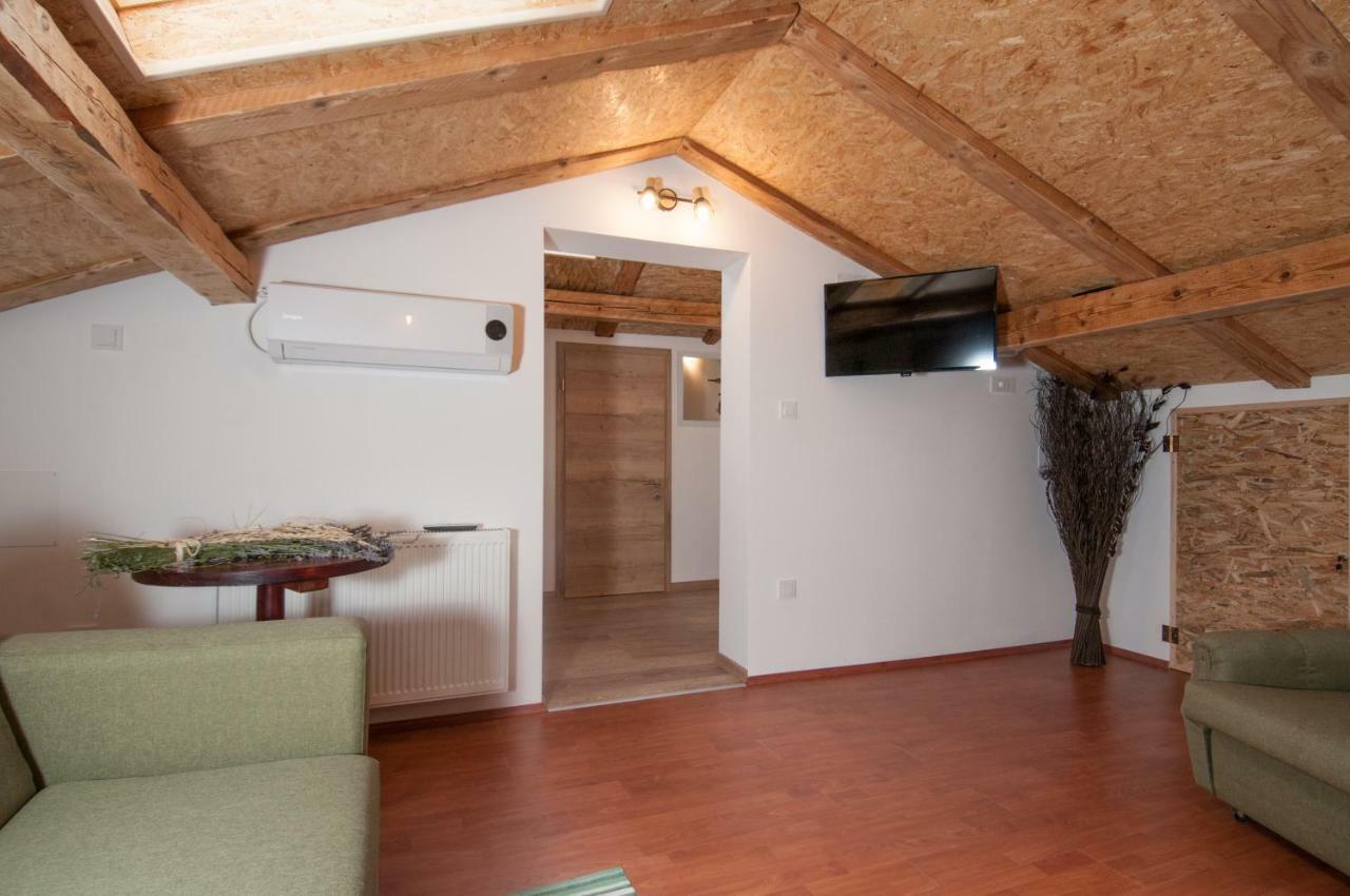 Apartment Tre Rose Zvoneca ภายนอก รูปภาพ